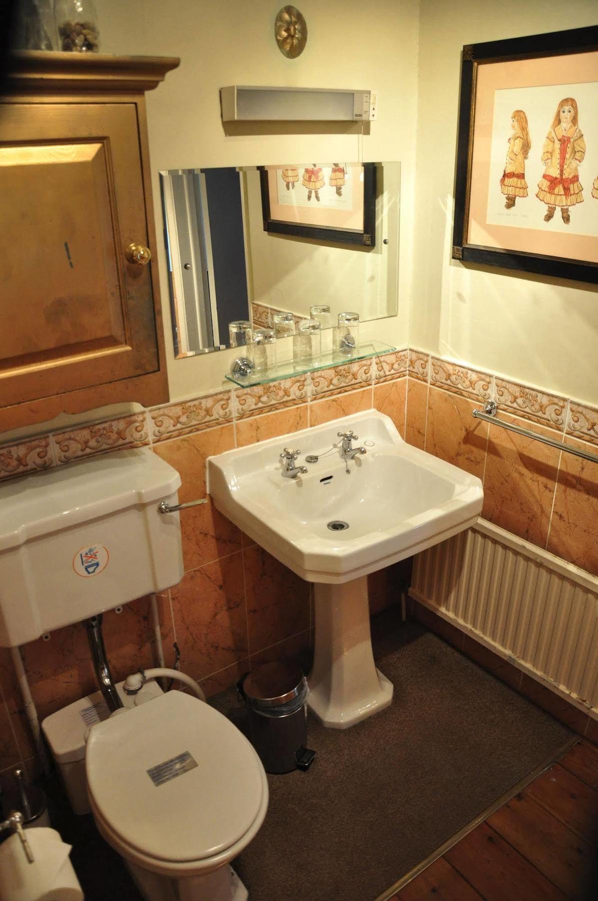 The Inn At Cheltenham Parade ハロゲート エクステリア 写真